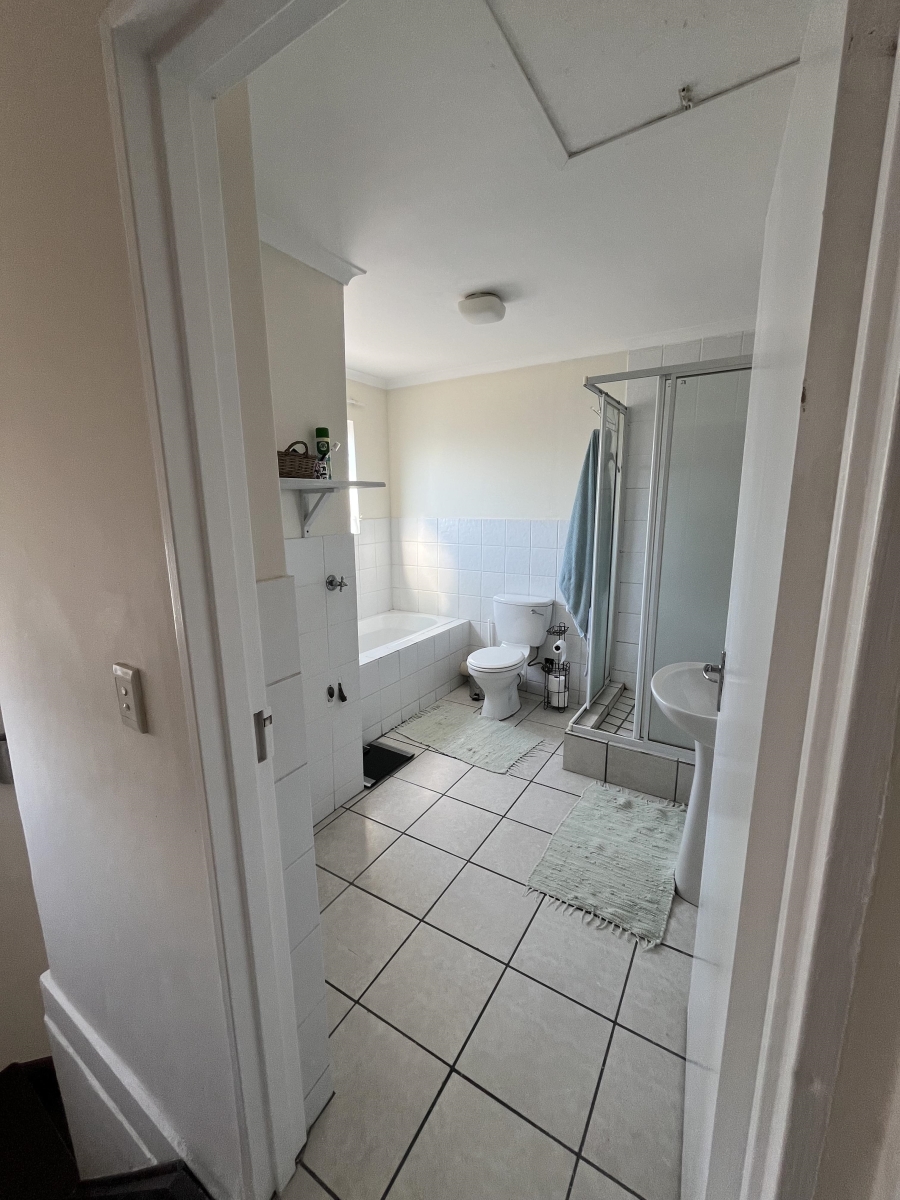 To Let 1 Bedroom Property for Rent in Parklands Western Cape